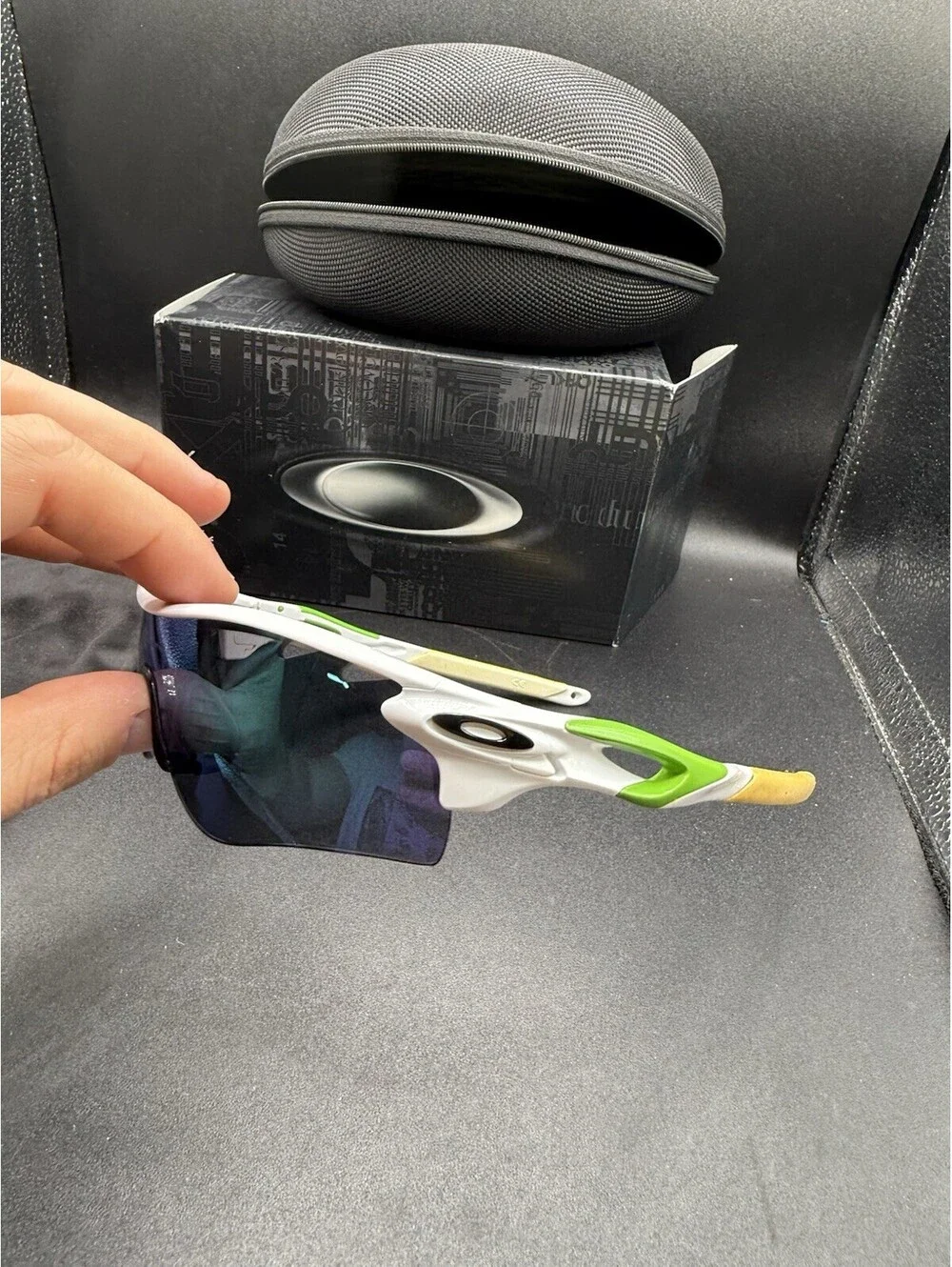 Oakley Radarlock Path Cavendish Polished White Green/Jade Iridium OO9181-35